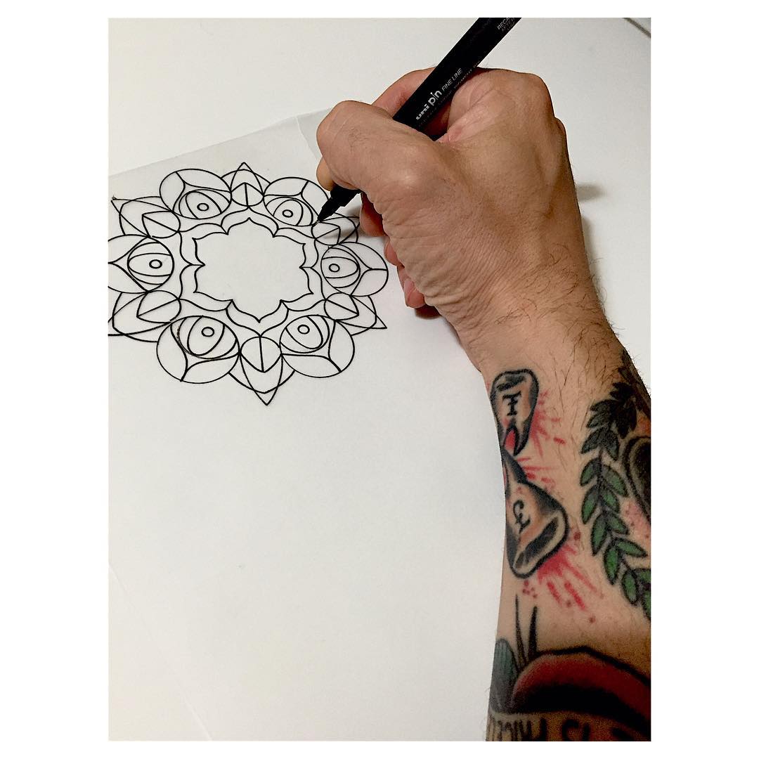 mandalatattoo,blacktattooart,blackandwhite,blancoynegro,juantabascotattooer,mandala,design,blacktattooart,juantabasco,ciudadreal,ciudadrealink,linner,ink,inks,inklife,art,artist,artoftheday,blacktattoo,blacktattooers,spain,geometry,geometric