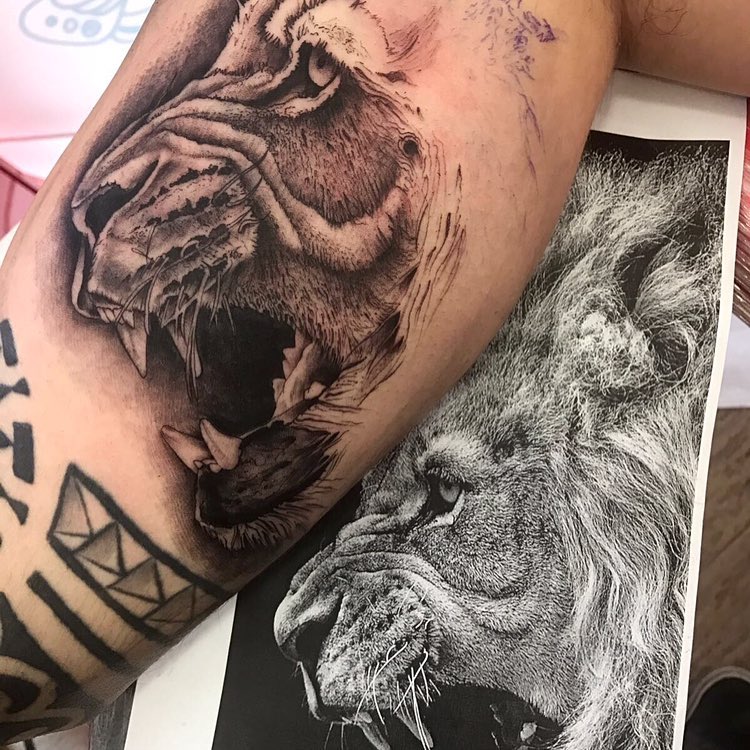 realismotattoo,tattooart,art,artistic,old,oldschollshit,custommade,owl,tabasco,berlintattoo,barcelonatattoo,ibizatattoo,tabascotattooer,bestattooers,tradicionaltattooers,bestisbest,tatuajes,berlintattooers,ontheroad,classictattoo,oldlines,ciudadreal,malagatattooconvention,tradworkers,tradtattoo,follow4follow,followme,ciudadreal,castillalamancha