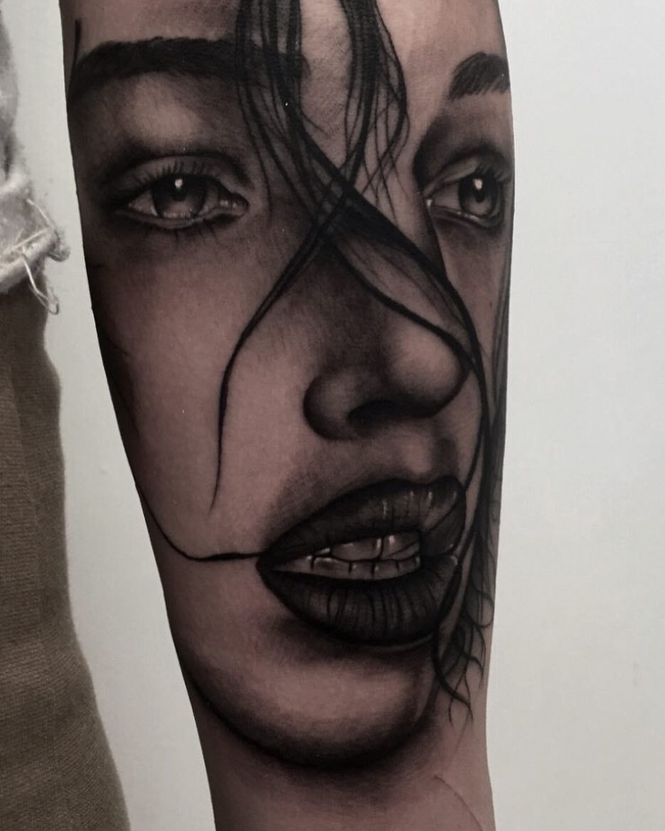 realismotattoo,tattooart,art,artistic,old,oldschollshit,custommade,owl,tabasco,berlintattoo,barcelonatattoo,ibizatattoo,tabascotattooer,bestattooers,tradicionaltattooers,bestisbest,tatuajes,berlintattooers,ontheroad,classictattoo,oldlines,ciudadreal,malagatattooconvention,tradworkers,tradtattoo,follow4follow,followme,ciudadreal,castillalamancha