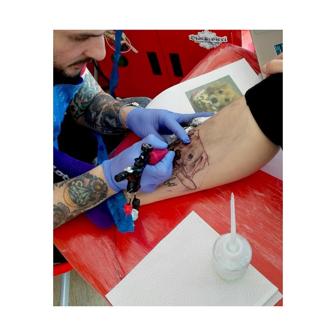 tatoo,tattoo,tattoos,tatuaje,tattoolife,tagsforlikes,tagstagramers,tatuajesenfotos,tatuajesenciudadreal,juantabasco,juantabascotattooer,juantabascotattooerciudadreal,machinetattoo,professional,process,best,besttattooers,kimbothedog,dog,dogtattoo,spain,inked,inkart,inklife