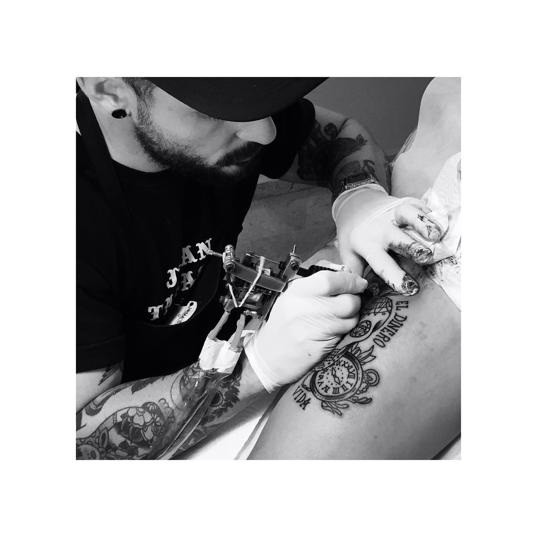 tatoo,tattoos,tatuaje,tattooed,tattooer,blacktattooers,blackandgrey,spain,juantabascotattooer,juantabasco,ink,inked,inkart,inklife,instagram,instapicture,inklife,tatuajesenciudadreal,eternalink,travel,travelingram,traveltattoo,tattooshop,lisboa