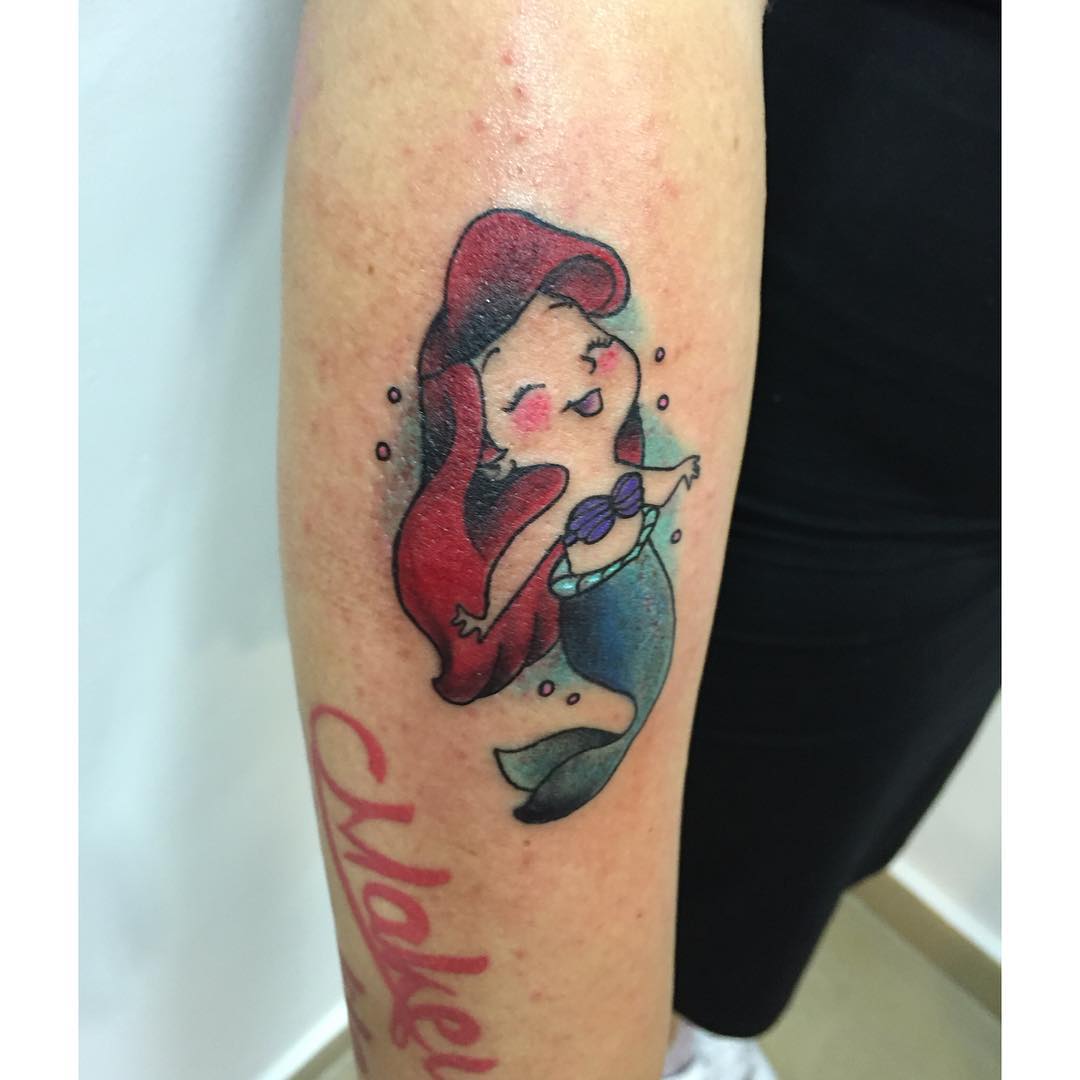 tattoo,sirenita,tattoos,tattooartist,tattooed,tatuaje,estudiotattoo,juantabascotattooer,juantabasco,ciudadreal,ink,inked,tattooer,ciudadreal,besttattoo,besttattooers,disney,color,red,blackandgrey,blackandwhite,arte,art,artis,artistattoo,radiantink,intenze,cheyenne,rotary,classictattoo,instagram