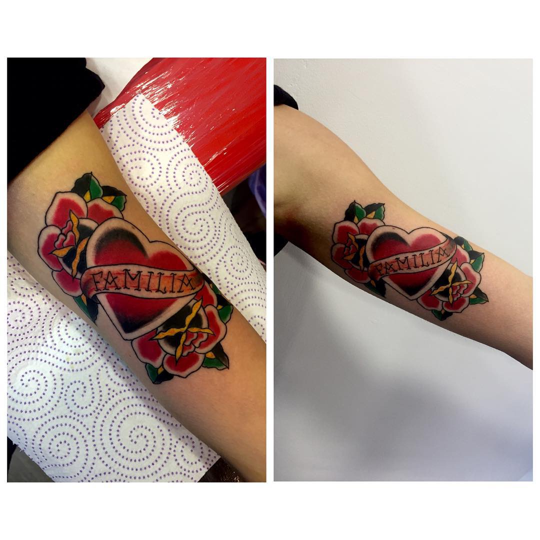 tattoo,tatuaje,tattooshop,tattooer,besttattooer,ciudadreal,tatuajesciudadreal,juantabasco,juantabascotattooer,color,heart,corazon,rosas,familia,family,spain,oldschool,oldschooltattoo,tradicionaltattoo,sailorjerry,stigmarotary,phanterainkliner,phanteraink,eternalink,instagram,instapick,followme