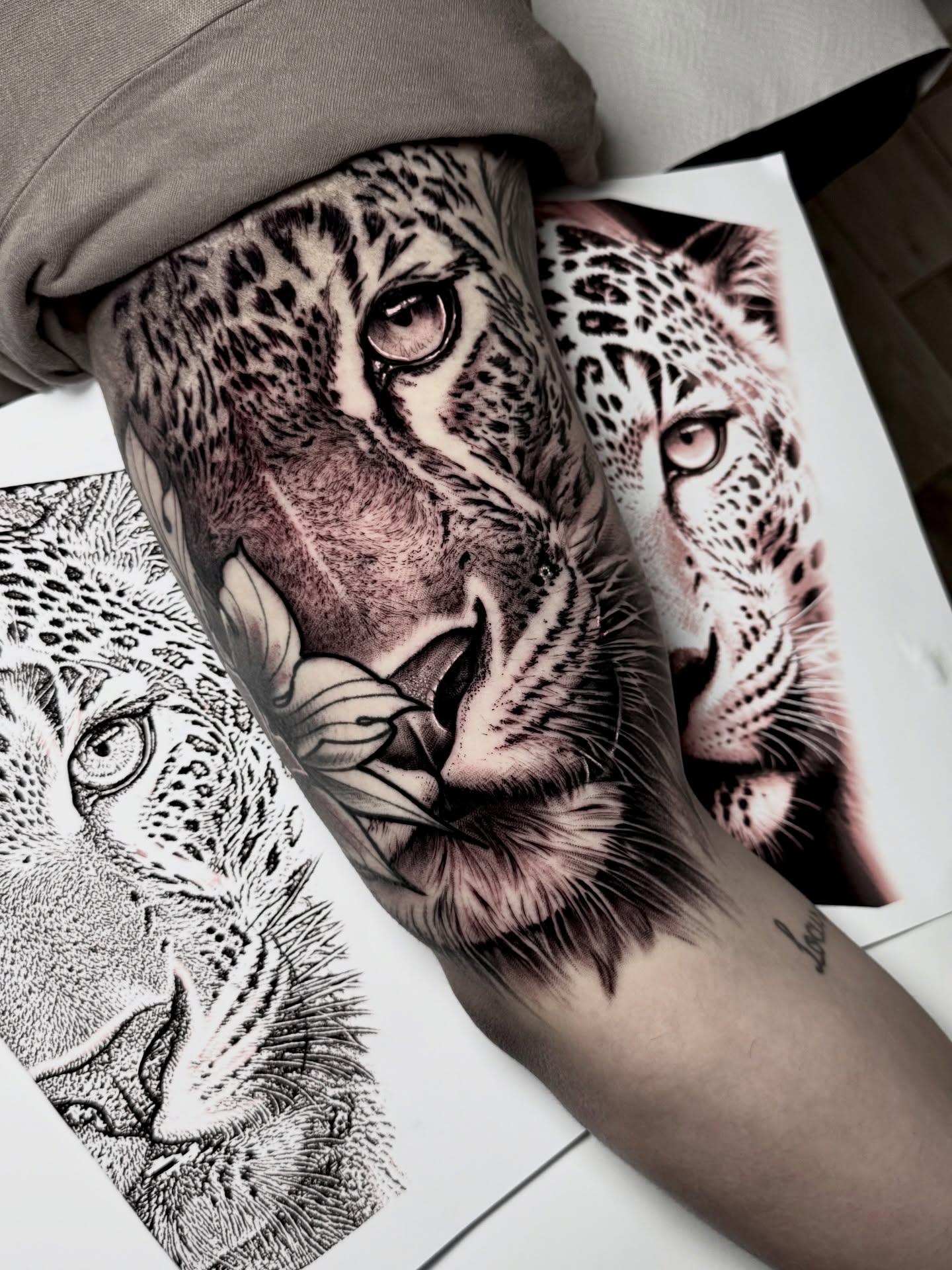 ciudadreal,tatuaje,blackandgreytattoo,realism,jaguar