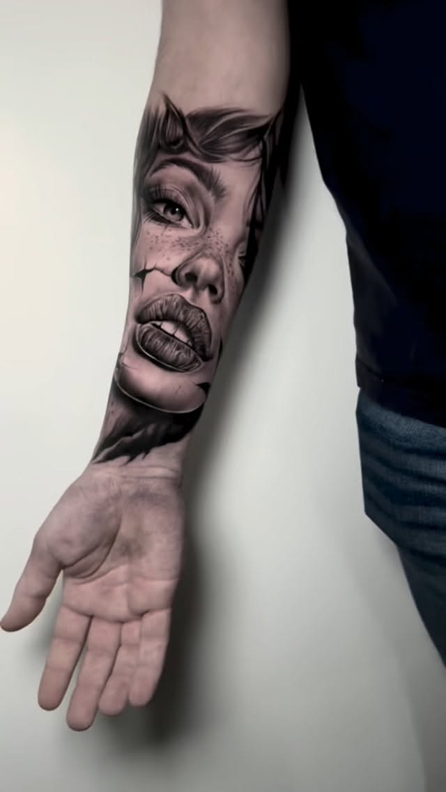 ciudadreal,sevilla,triana,followforfollowberlinciudadrealtatuajesenciudadrealinkinkedtigrerealismorealismotattootatuajerealismotigrerealismofollowmeciudadrealciudadrealtomellos